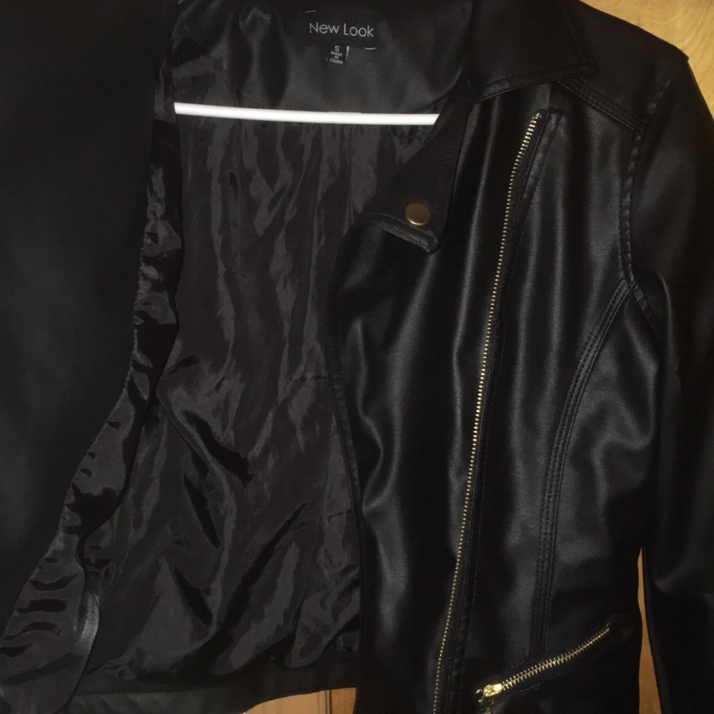 Jacket - Picture 2 of 4